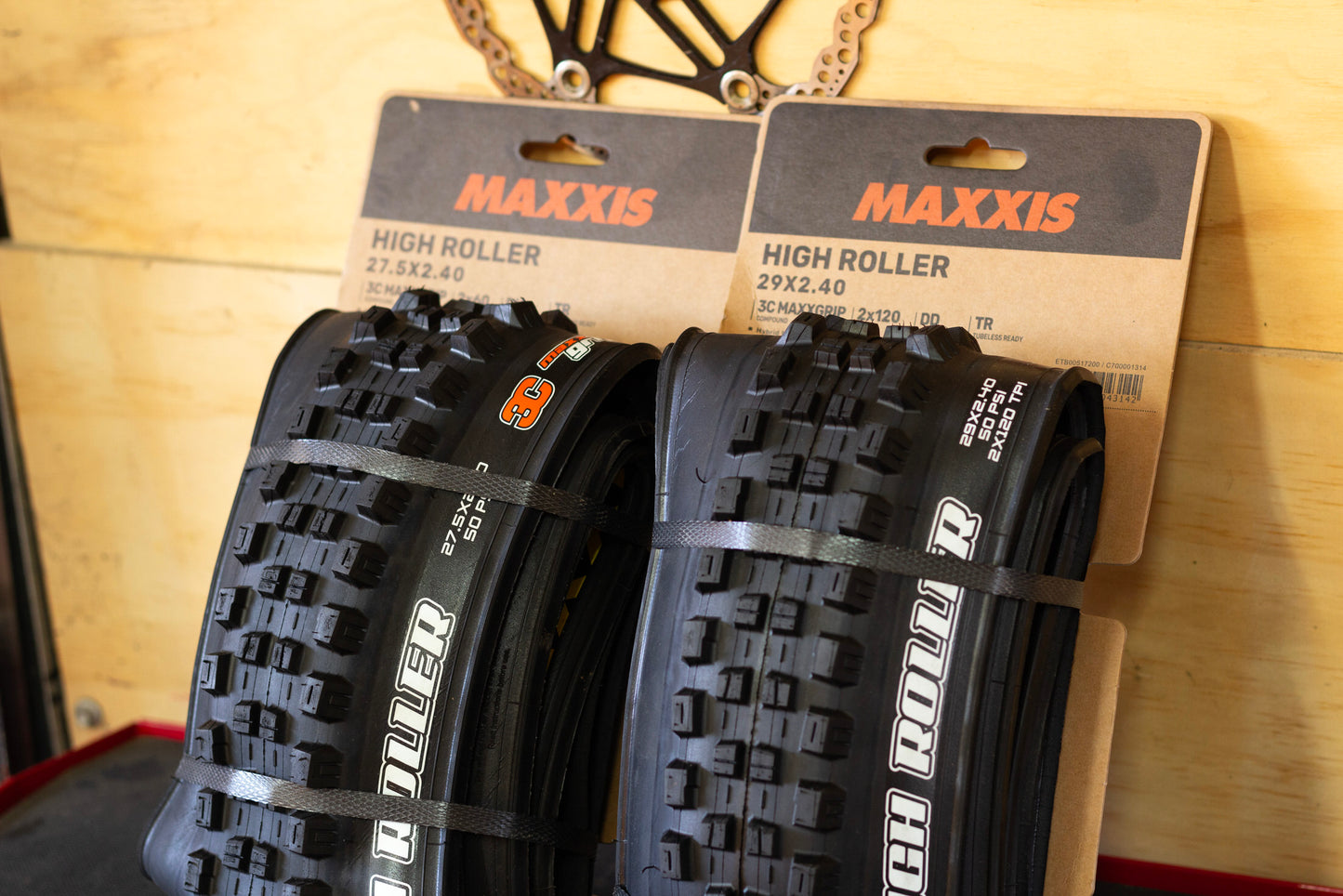 MAXXIS High Roller III DH 3C Maxx Grip TR 27.5 x 2.40